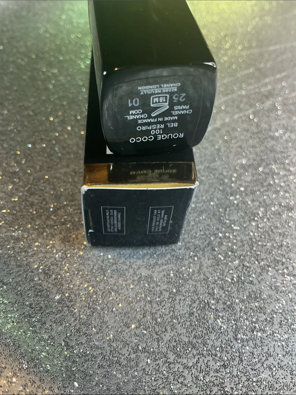 CHANEL Rouge Coco Satin Lipstick in 100 Bel Respiro — Black & Gold Case